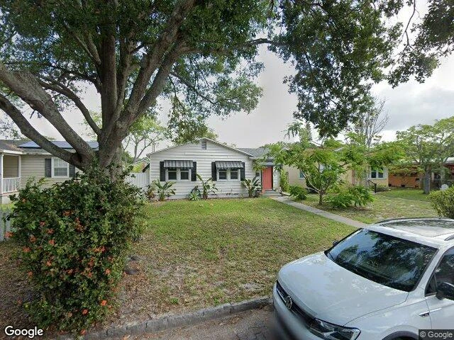 House image located at Saint Petersburg, FL 33713