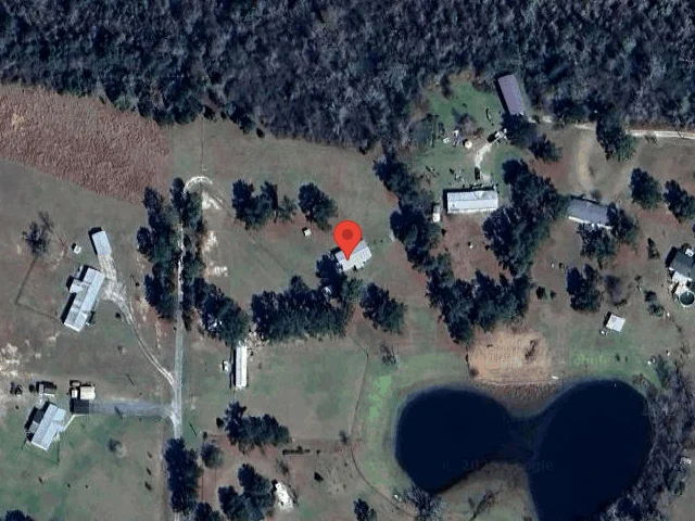 House image located at Marianna, FL 32448