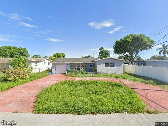 House image located at Hollywood, FL 33023