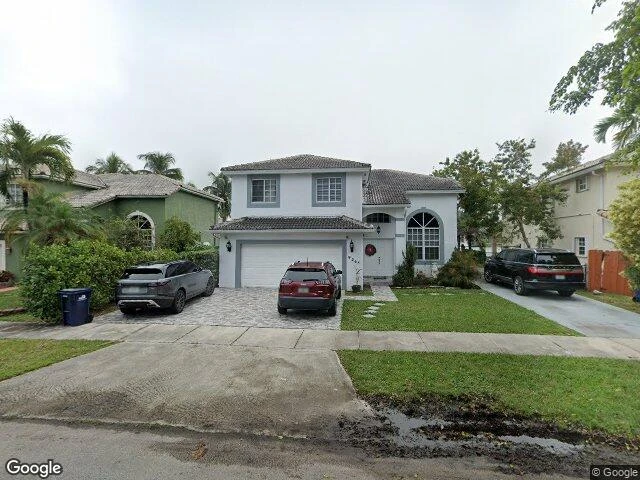 House image located at Miami, FL 33196