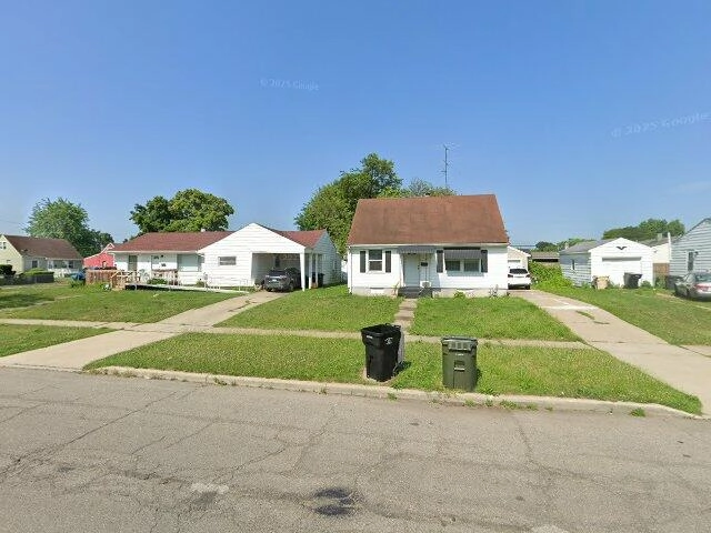 House image located at South Bend, IN 46619