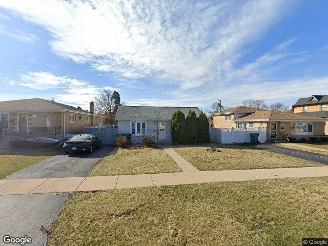 House image located at Burbank, IL 60459