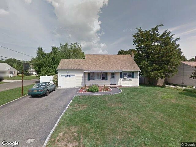 House image located at Bay Shore, NY 11706