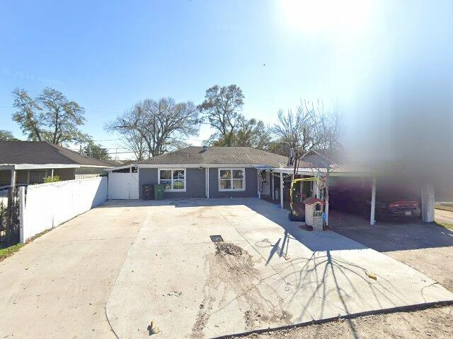House image located at Houston, TX 77017