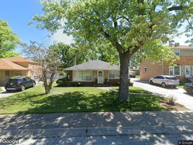 House image located at South Holland, IL 60473