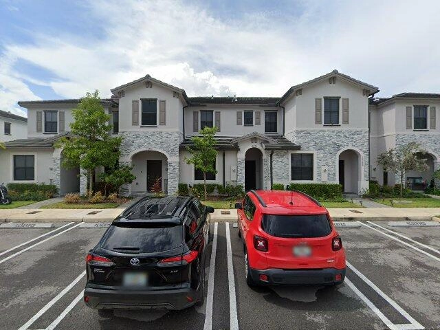 House image located at Miami, FL 33187