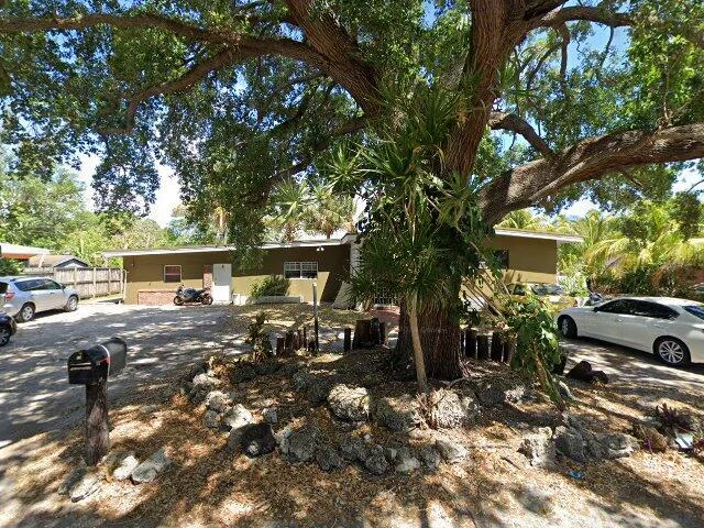 House image located at Miami, FL 33162