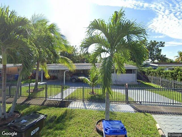 House image located at Miami, FL 33162