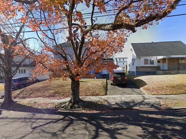 House image located at Paterson, NJ 07502