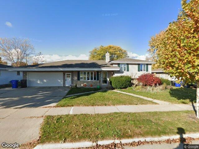 House image located at Appleton, WI 54915