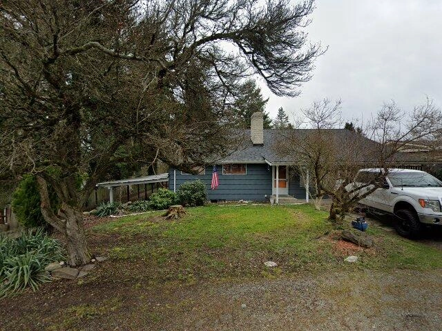 House image located at Levittown, NY 11756