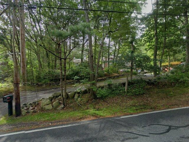 House image located at Tyngsboro, MA 01879