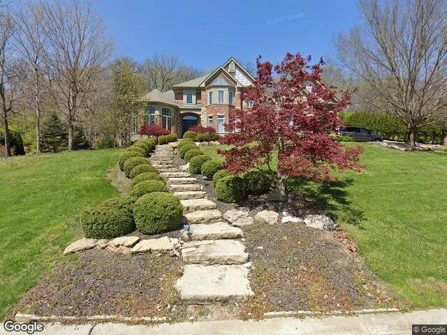 House image located at Saint Louis, MO 63127