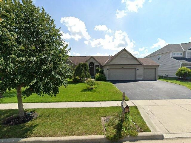 House image located at Grove City, OH 43123