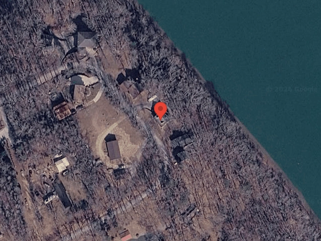 House image located at Dover, TN 37058