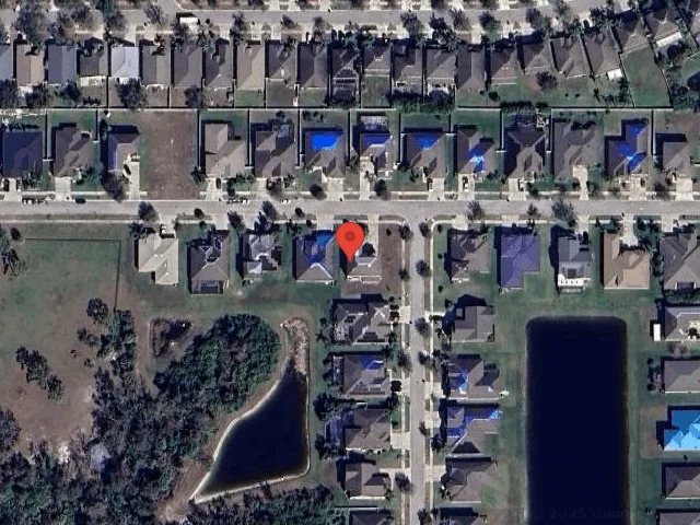 House image located at Ruskin, FL 33570