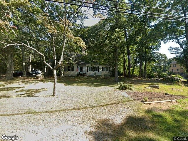 House image located at Southold, NY 11971