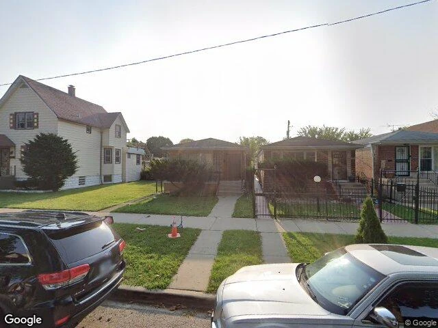 House image located at Chicago, IL 60620