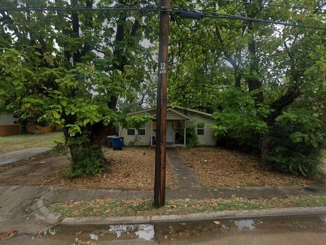 House image located at Dallas, TX 75215