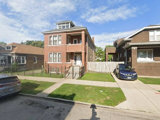 House image located at Chicago, IL 60617