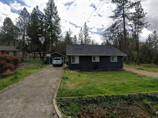House image located at Grants Pass, OR 97527