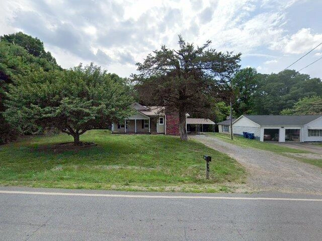 House image located at Hiddenite, NC 28636