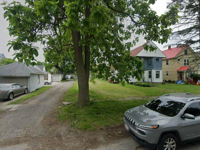 House image located at Ashtabula, OH 44004