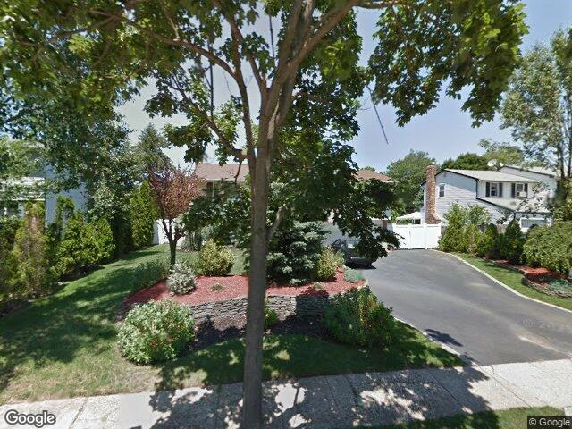 House image located at Hauppauge, NY 11788
