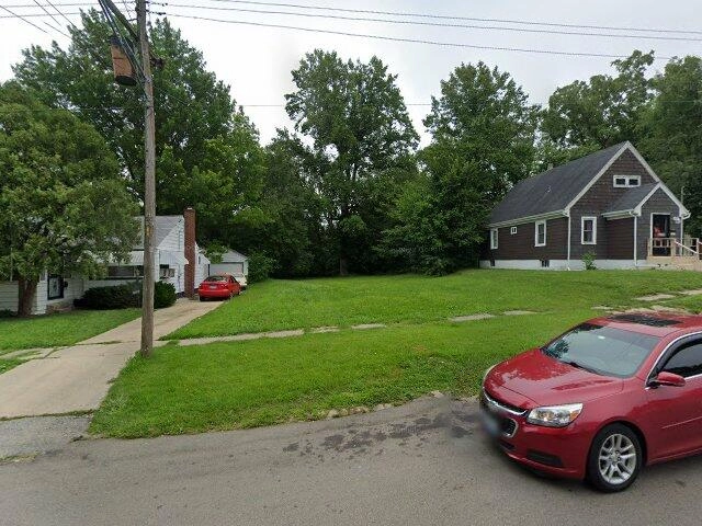 House image located at Waukegan, IL 60085