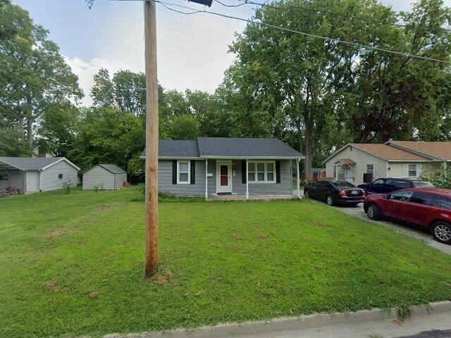 House image located at Marshall, MO 65340