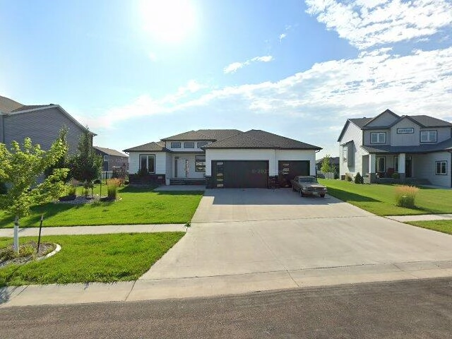 House image located at Fargo, ND 58104