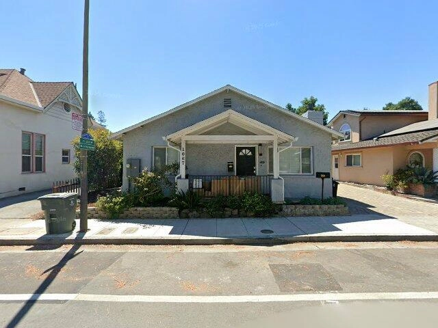 House image located at Redding, CA 96001