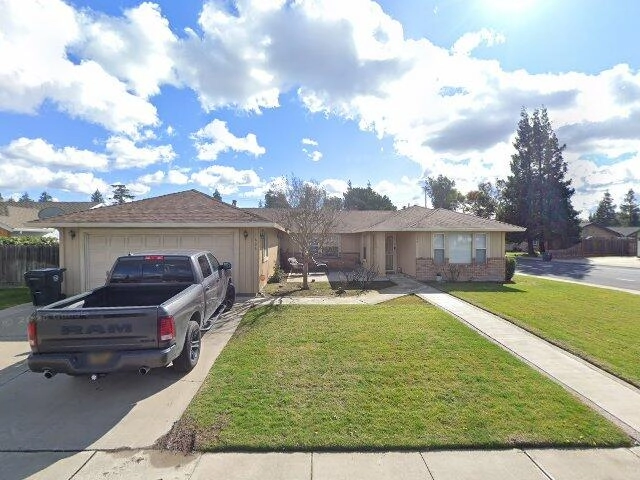 House image located at Manteca, CA 95337
