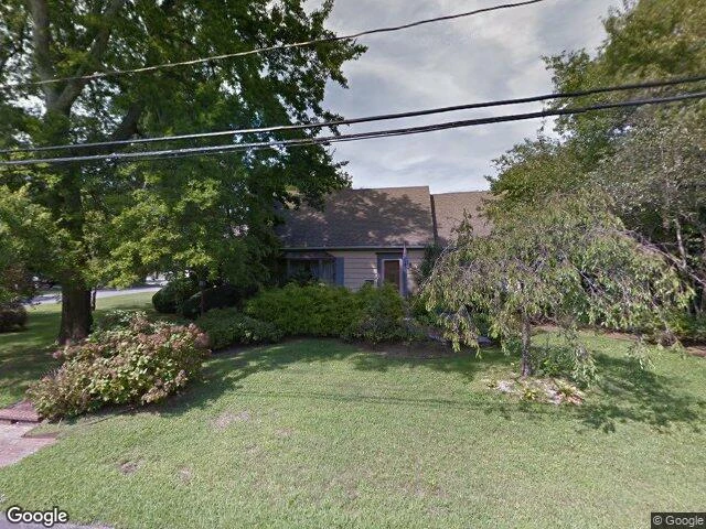 House image located at Islip, NY 11751