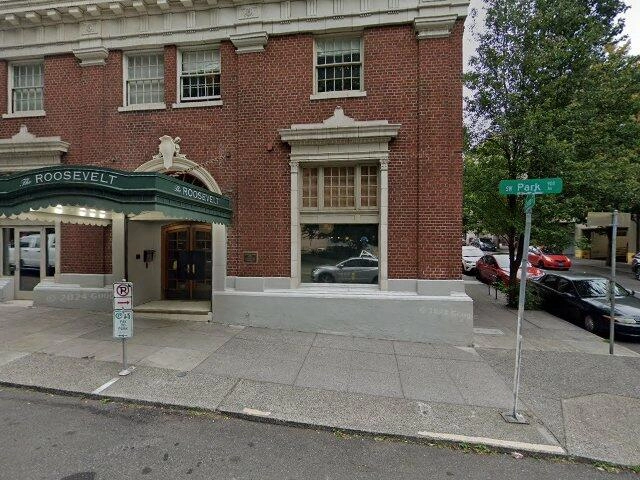 House image located at Portland, OR 97205