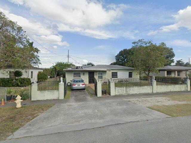 House image located at Miami, FL 33176