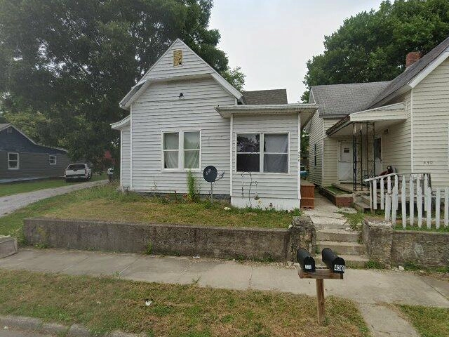 House image located at Muncie, IN 47305