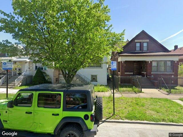 House image located at Chicago, IL 60617