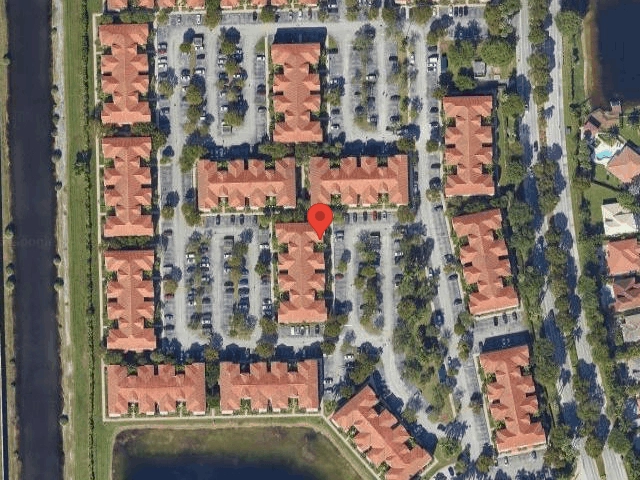 House image located at Miami, FL 33178