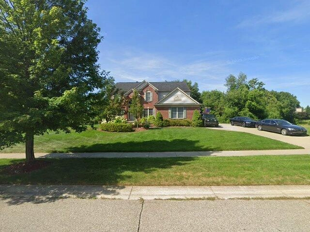 House image located at Lake Orion, MI 48362