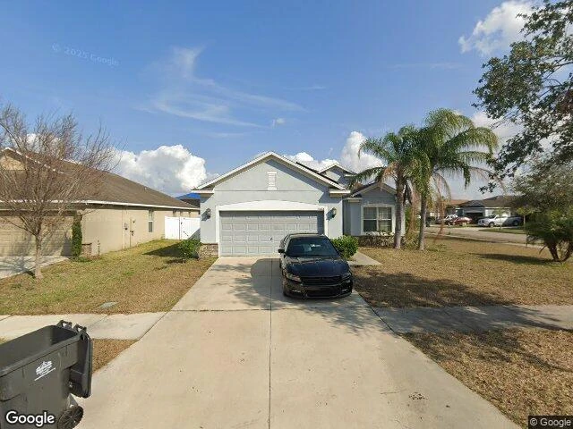 House image located at Ruskin, FL 33570