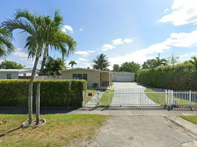 House image located at Miami, FL 33183