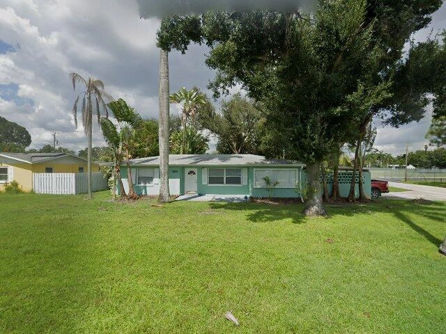 House image located at Fort Myers, FL 33901