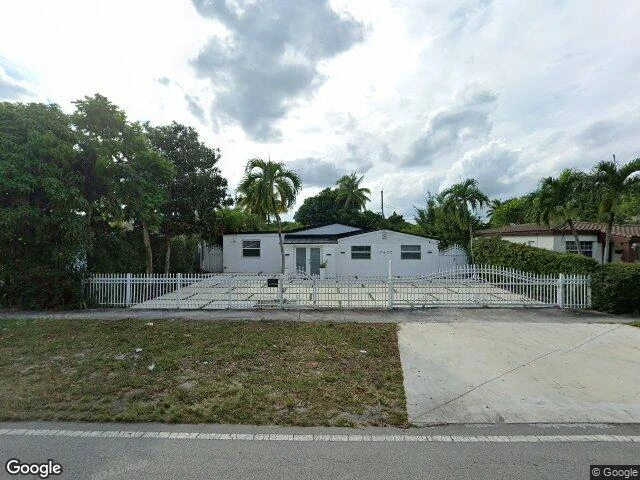 House image located at Miami, FL 33162