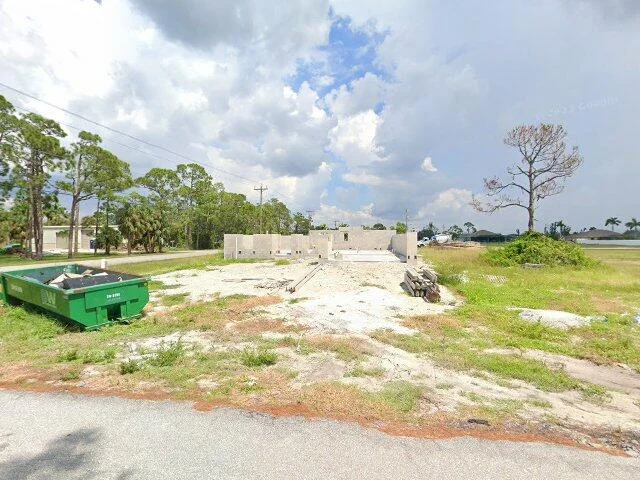 House image located at Cape Coral, FL 33993