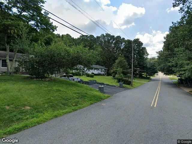 House image located at Oakland, NJ 07436