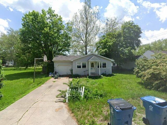 House image located at Gas City, IN 46933