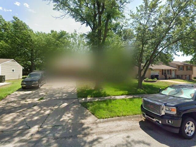 House image located at Topeka, KS 66614