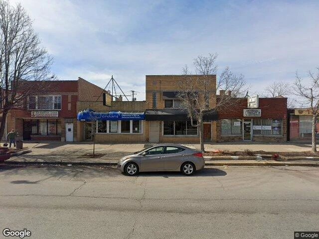 House image located at Chicago, IL 60652