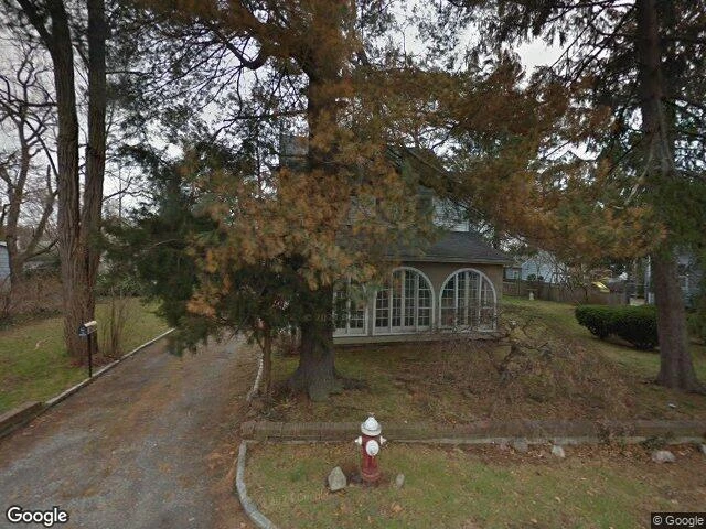 House image located at Bayville, NY 11709